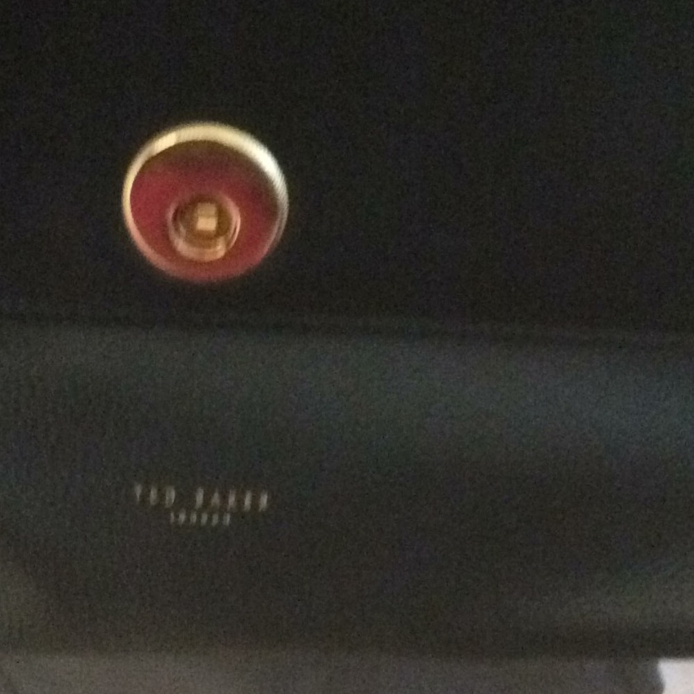Ted Baker - Picture 2 of 6